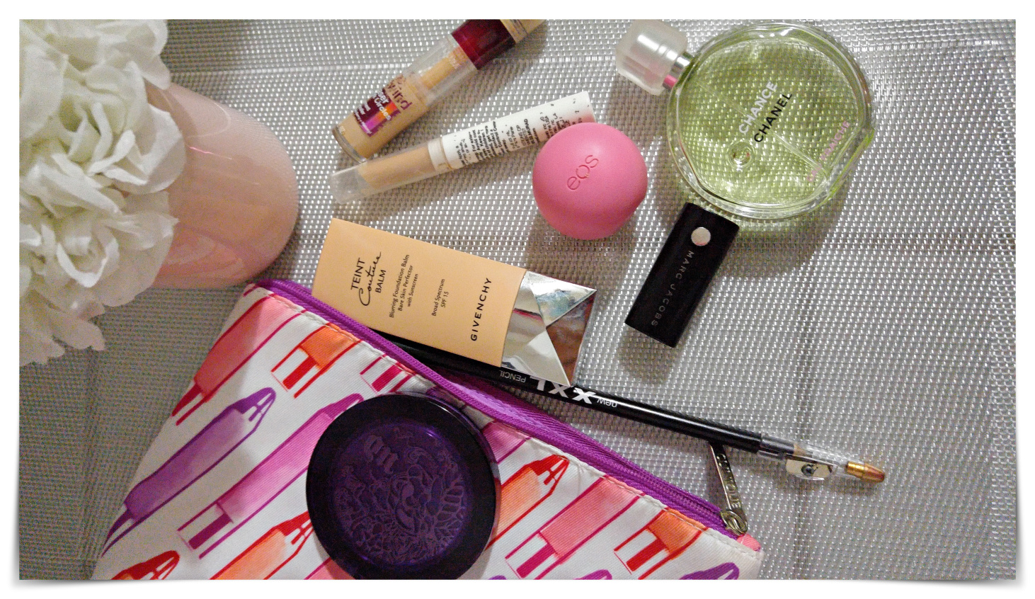 What is in my Summer’s Makeup bag : #forCasuallook